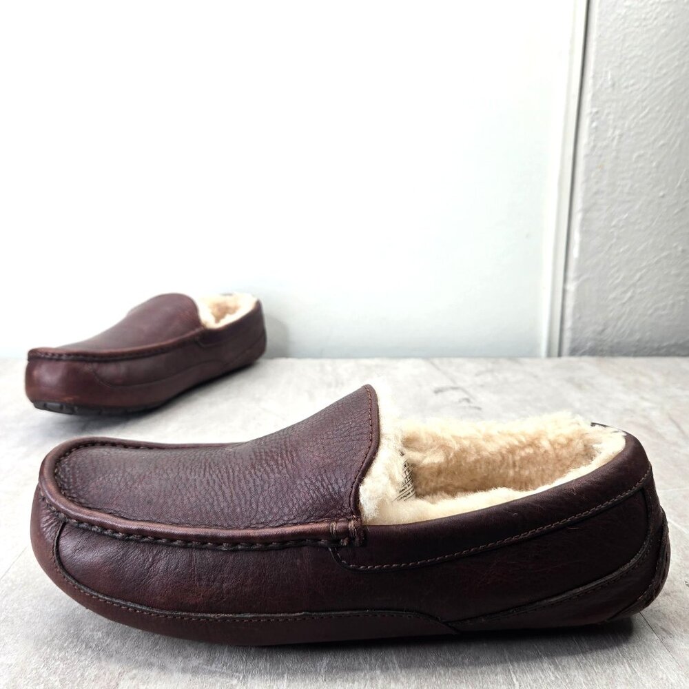 Ugg Slipper Loafers Mens 11 Brown Leather Fur Lined Slip On Comfort Dress Shoes - Picture 1 of 12